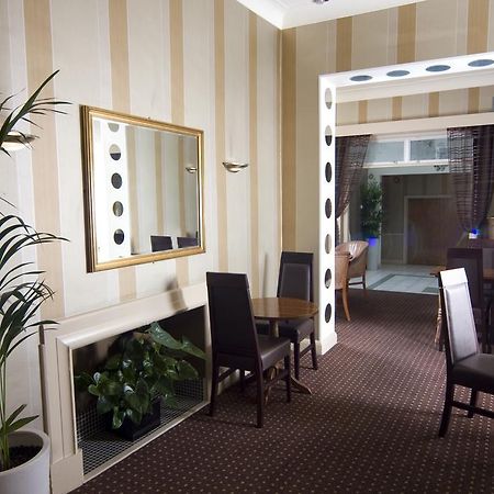 Best Western Cumberland Hotel 哈罗区 内观 照片